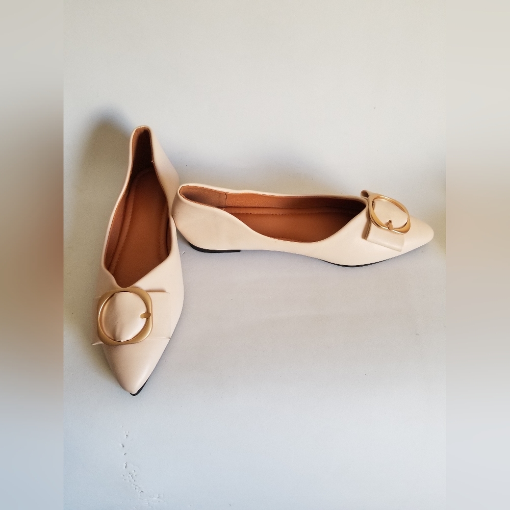 Women's unbranded european ballet flats light tan nude Sz8.5M pointed toe - Picture 6 of 16